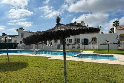 Adosado - Venta - Orihuela costa - Villamartín Golf Resort