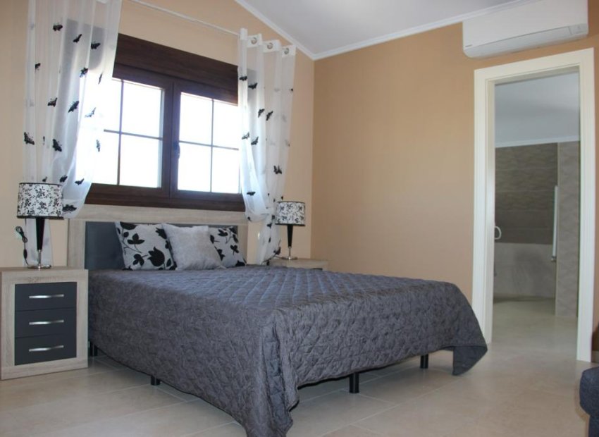 Alquiler vacacional - Chalet de Lujo - Orihuela costa - Playa Flamenca