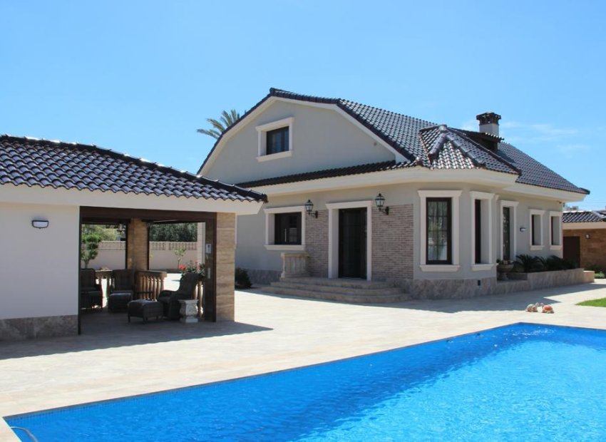 Alquiler vacacional - Chalet de Lujo - Orihuela costa - Playa Flamenca