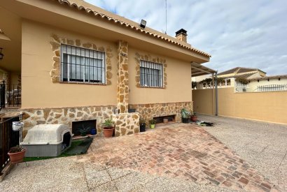 Casa - Venta - Orihuela costa - La Zenia