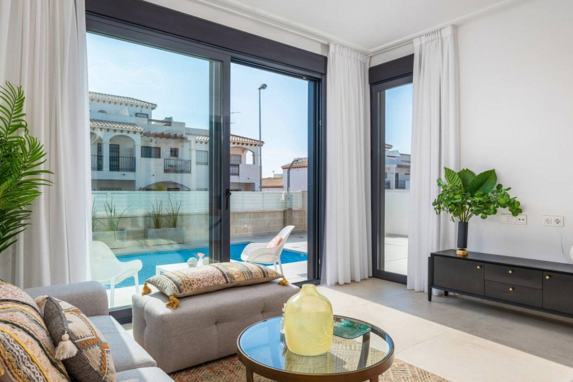 Новостройки - Вилла класса люкс - Torrevieja - Punta Prima