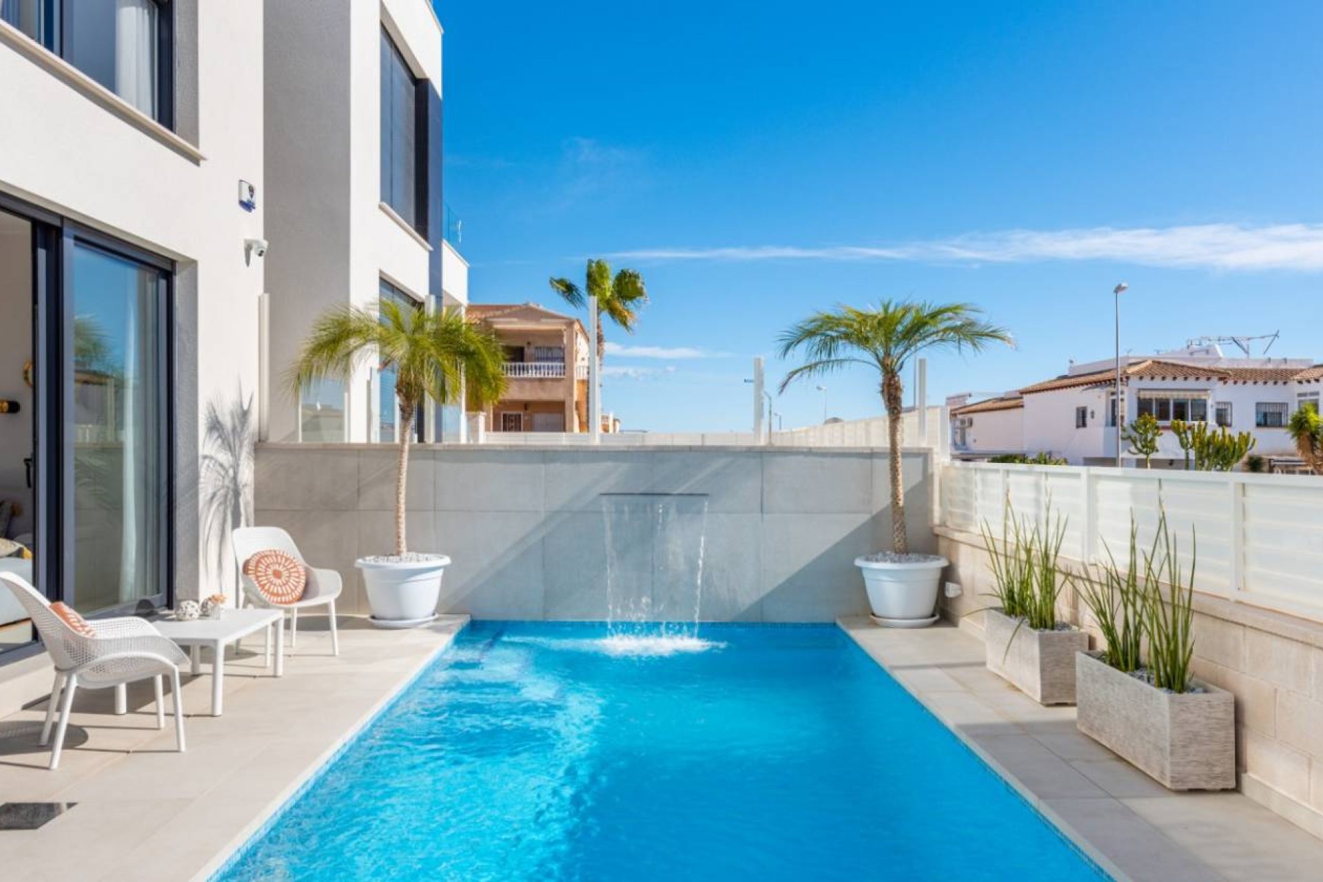 Новостройки - Вилла класса люкс - Torrevieja - Punta Prima