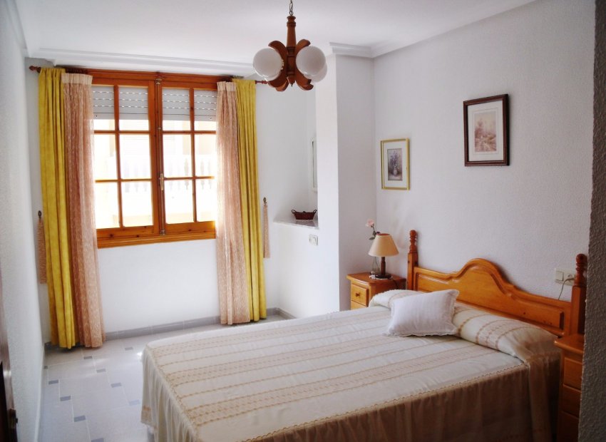 Sale - Apartment/Flat - Torrevieja - La Mata