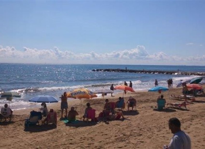 Sale - Apartment/Flat - Torrevieja - Playa de vlos locos