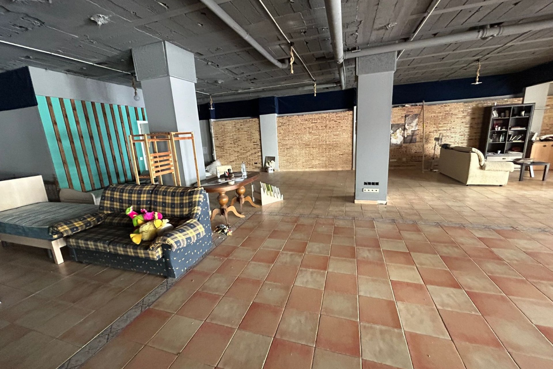 Sale - commercial - Torrevieja - Centro Ciudad