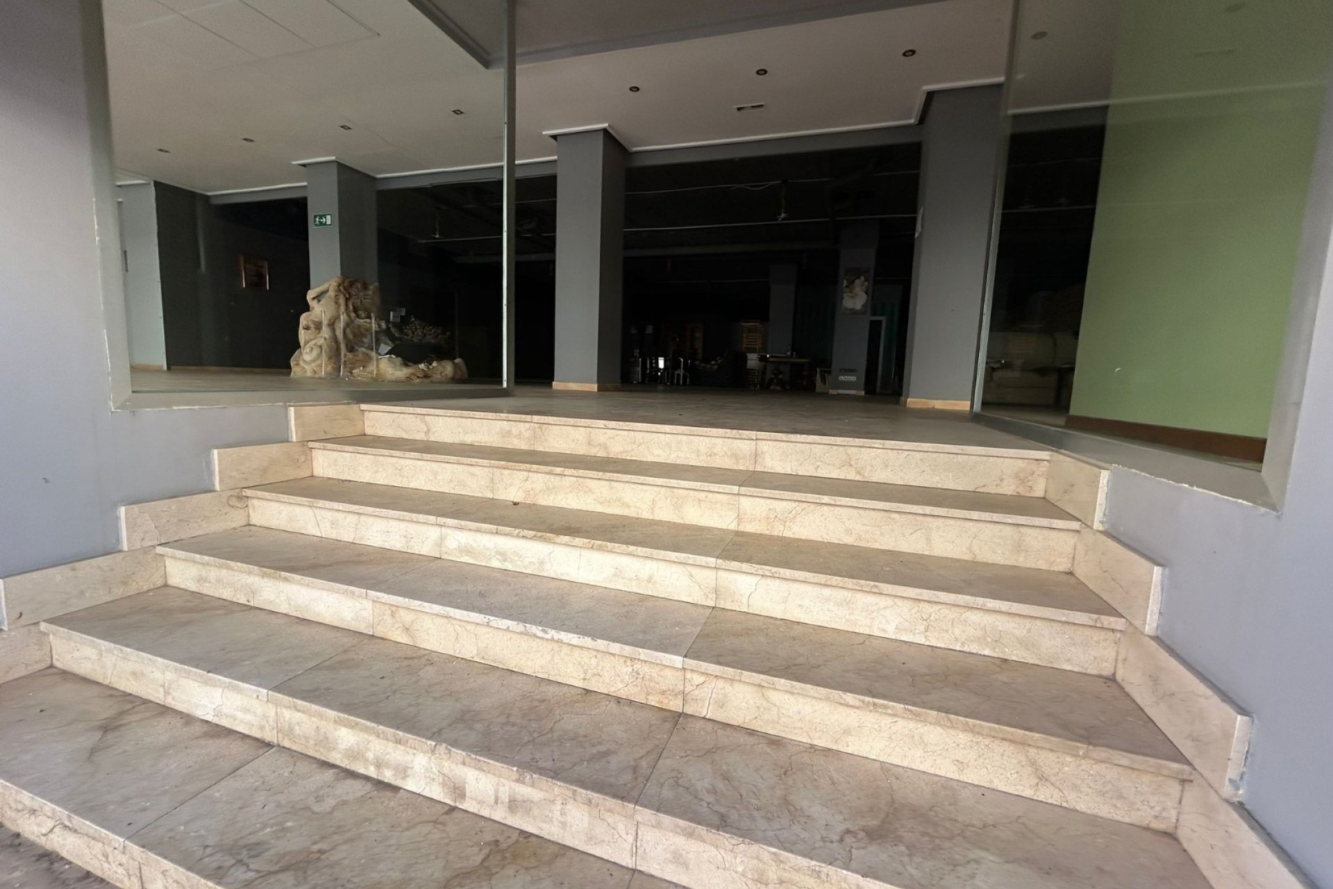 Sale - commercial - Torrevieja - Centro Ciudad