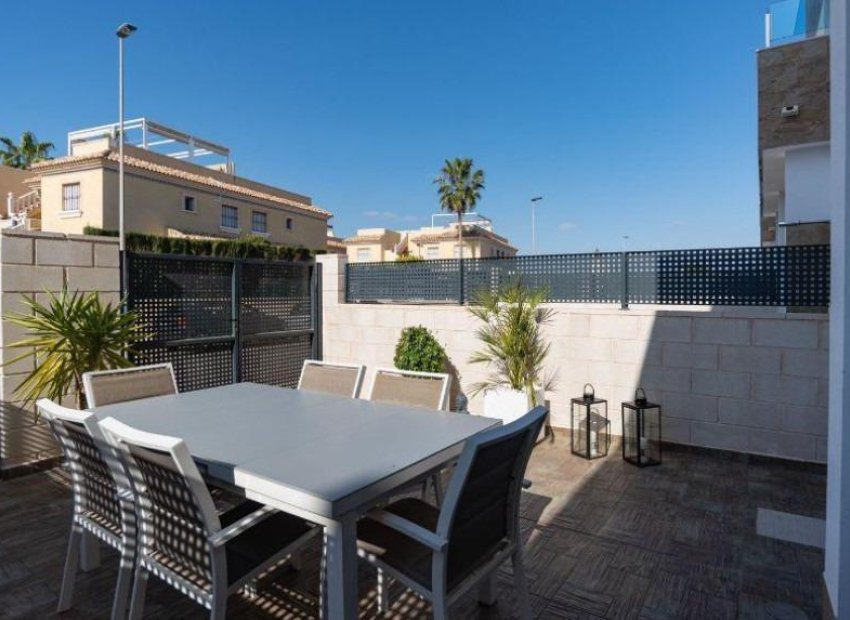 Sale - Semi-detached house - Orihuela costa - Los Dolses