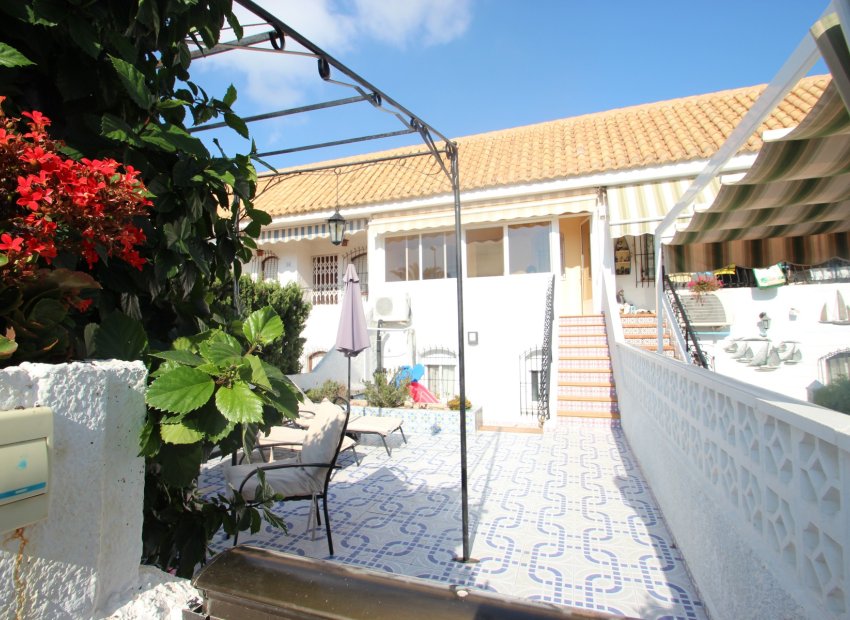 Sale - Townhouse - Orihuela costa - La Zenia