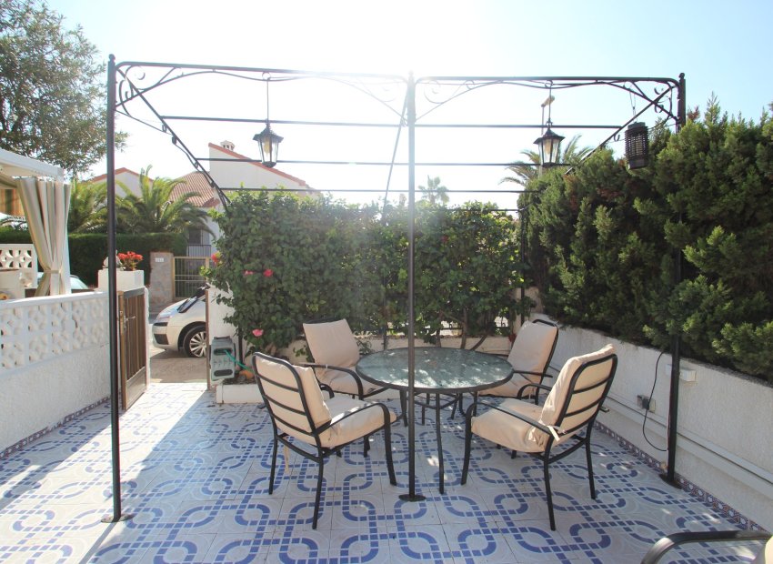 Sale - Townhouse - Orihuela costa - La Zenia