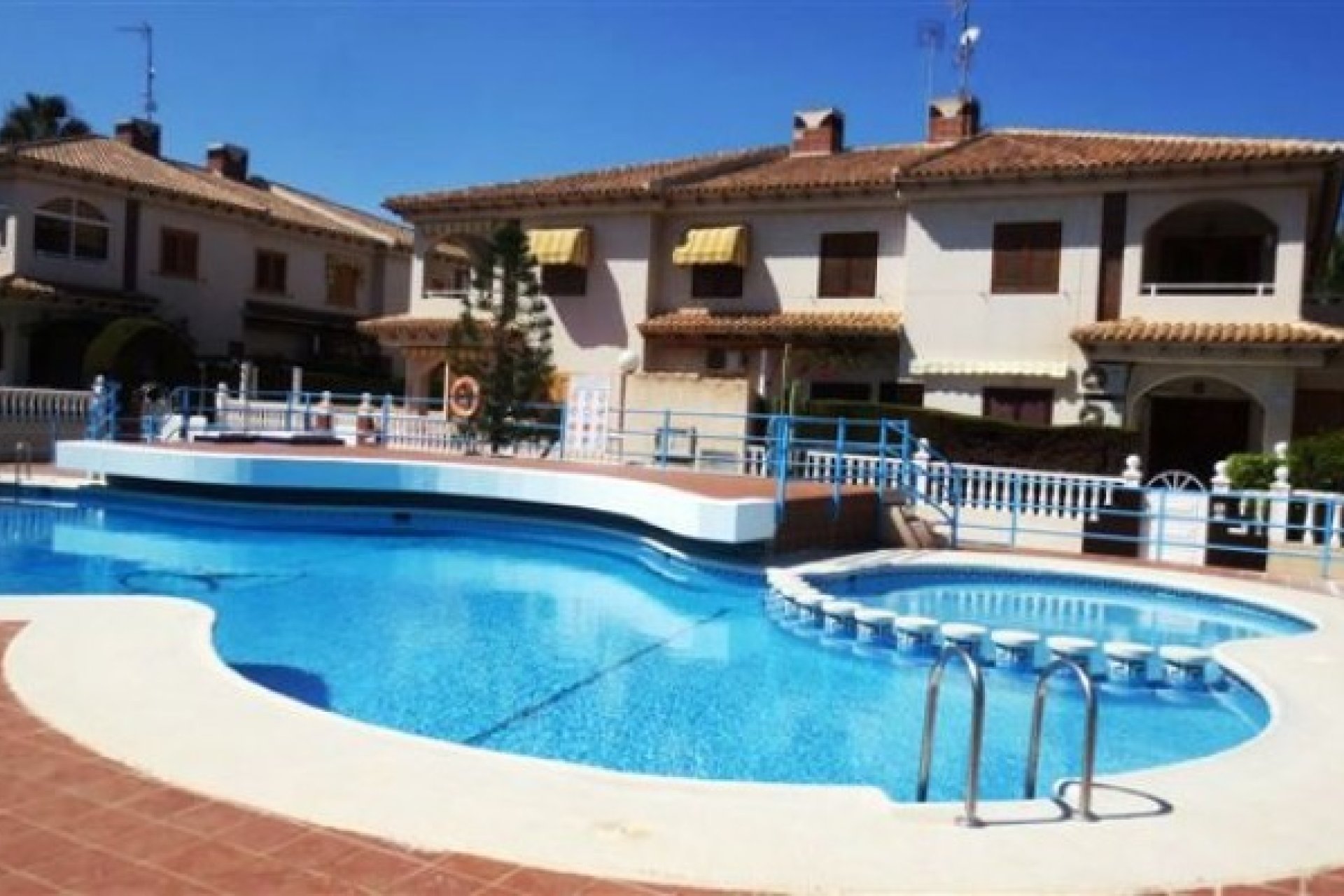 Sale - Townhouse - Torrevieja - Los Balcones