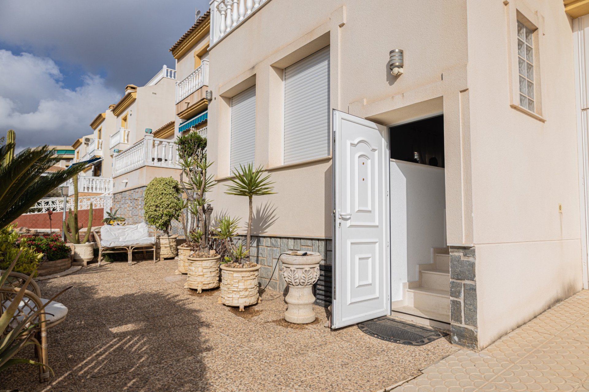 Sale - Villa - Cabo Roig