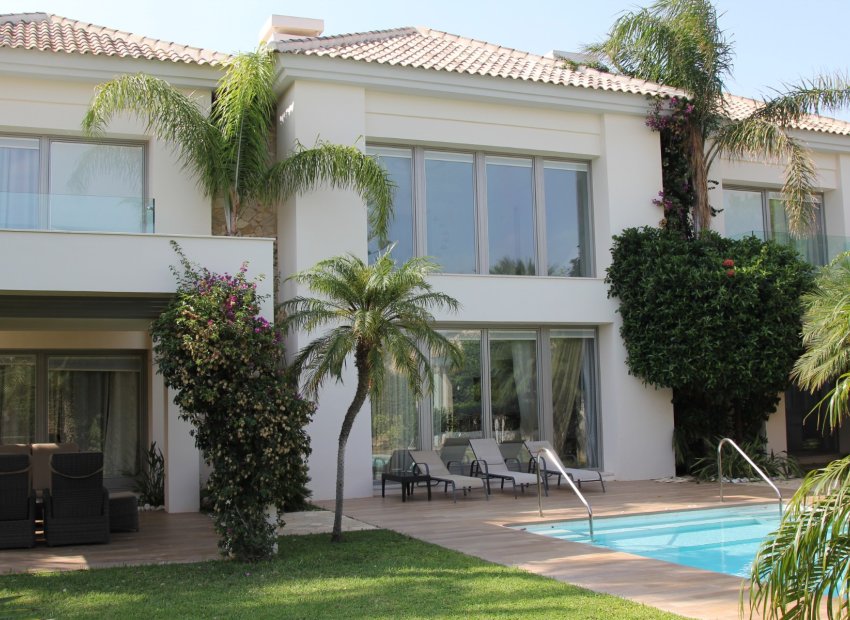 Sale - Villa - Cabo Roig