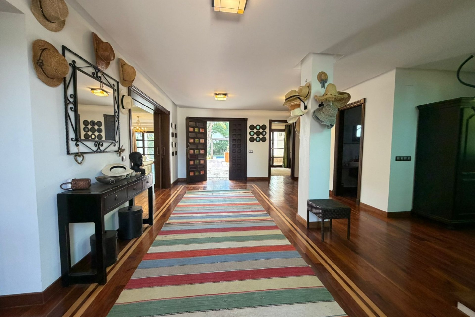 Sale - Villa of luxury - Cabo Roig