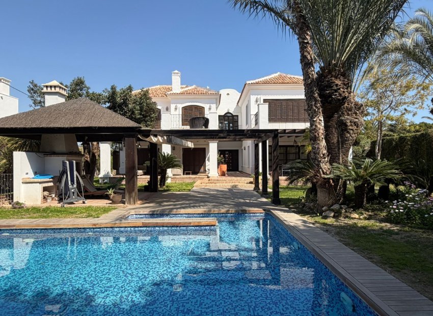 Sale - Villa of luxury - Cabo Roig