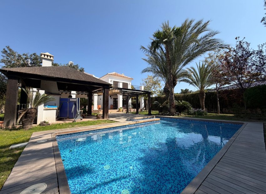 Sale - Villa of luxury - Cabo Roig