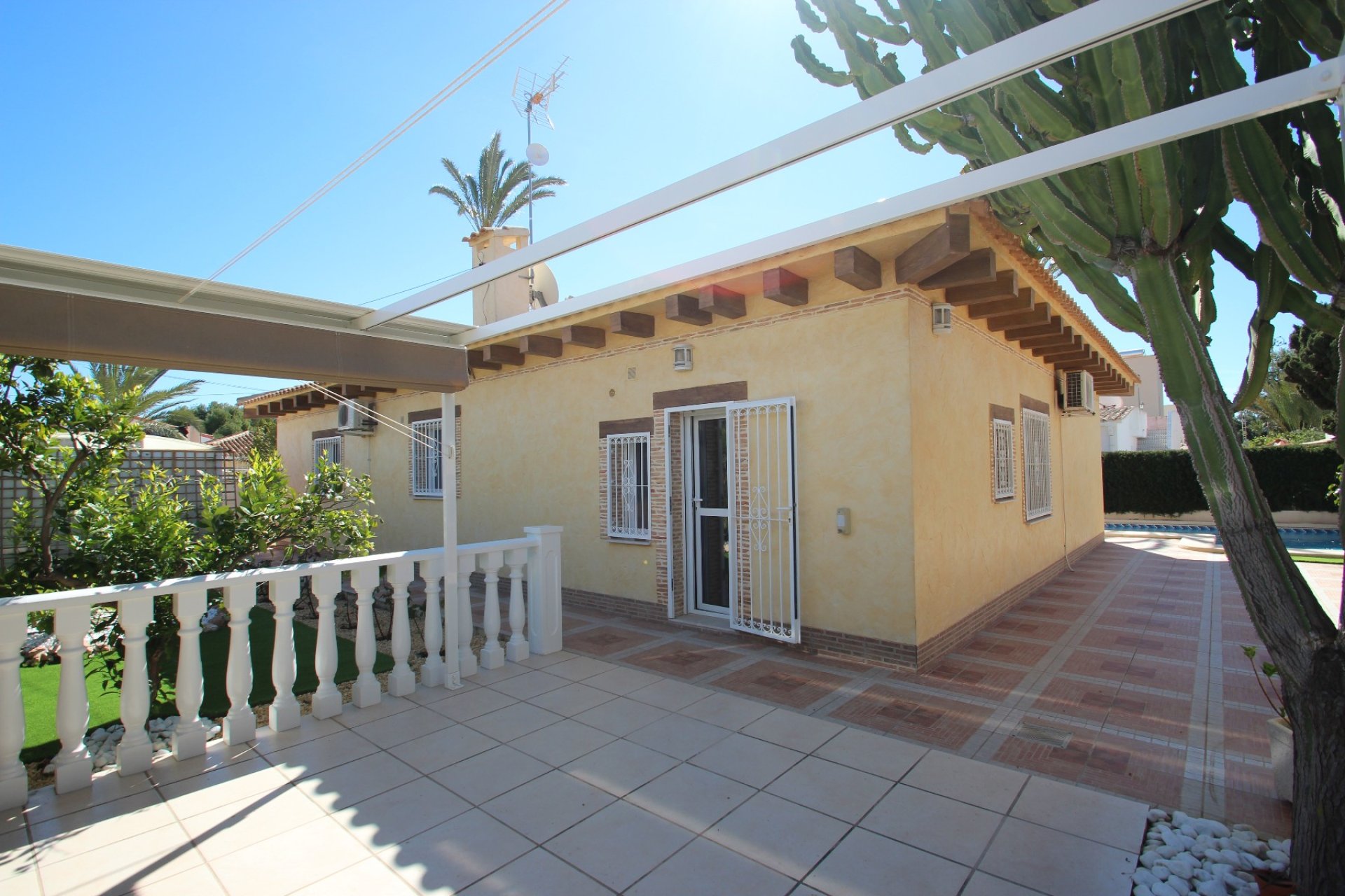 Sale - Villa - Orihuela costa - Cabo Roig