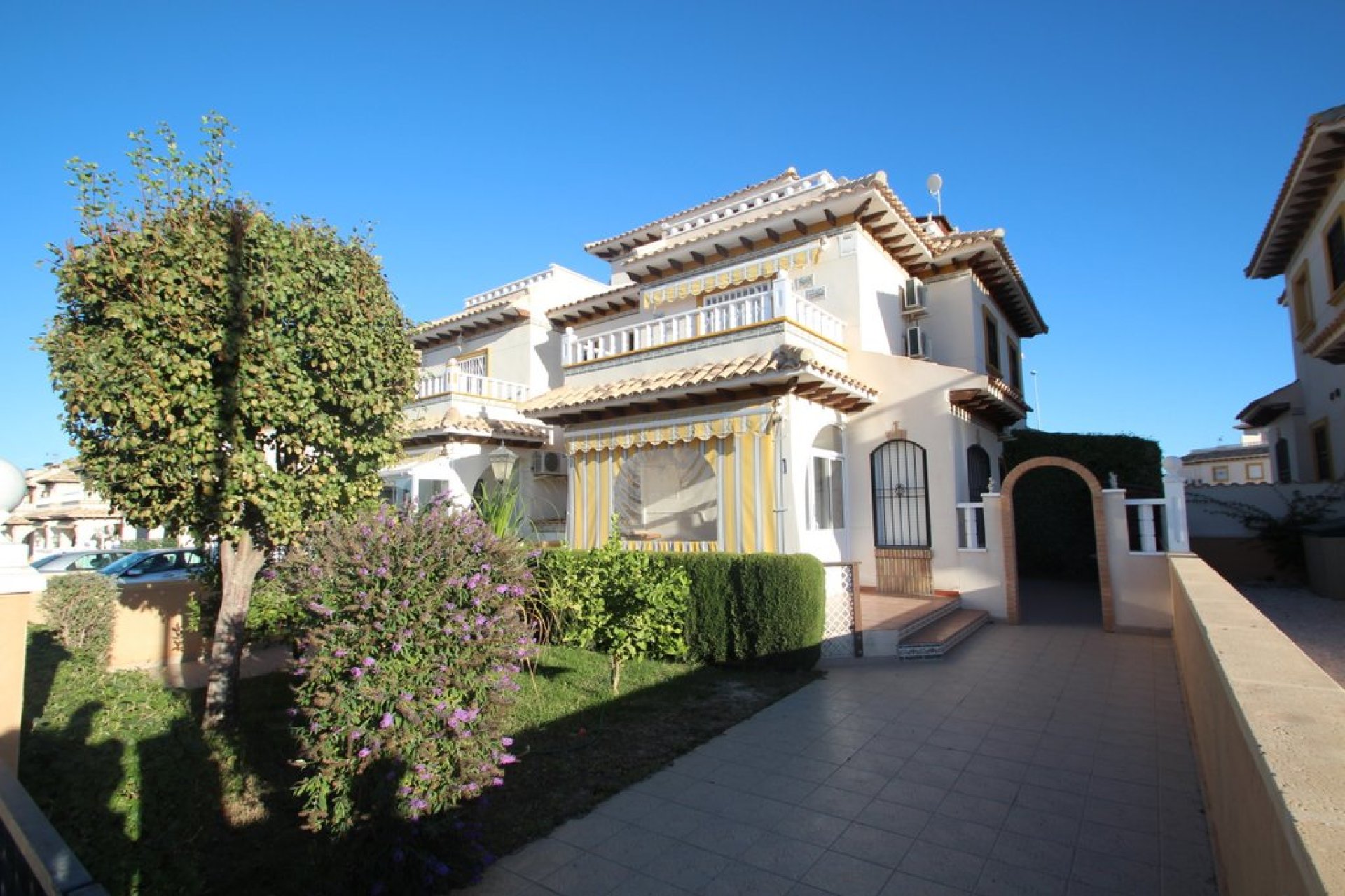 Sale - Villa - Orihuela costa - Cabo Roig