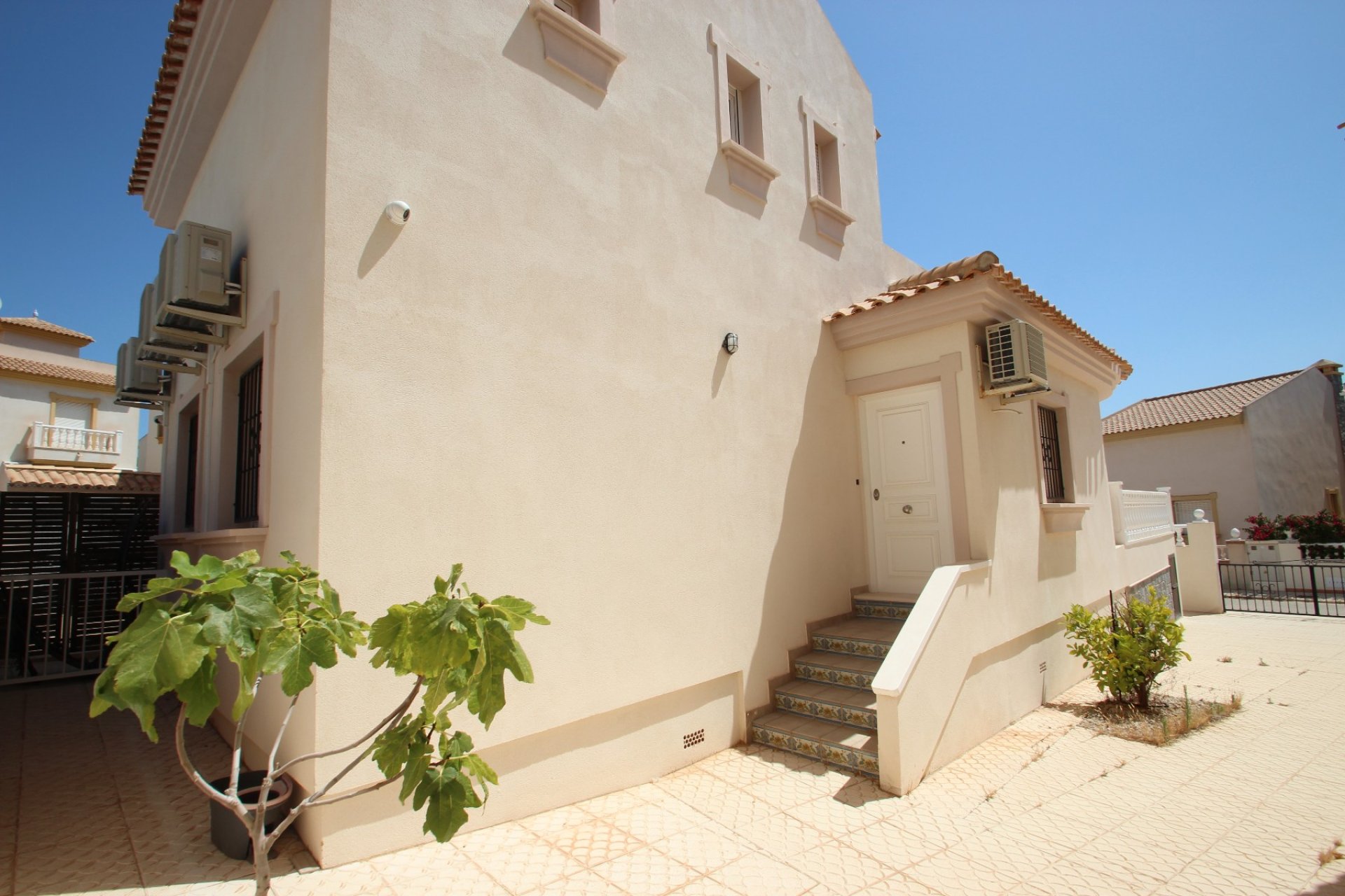 Sale - Villa - Orihuela costa - Cabo Roig