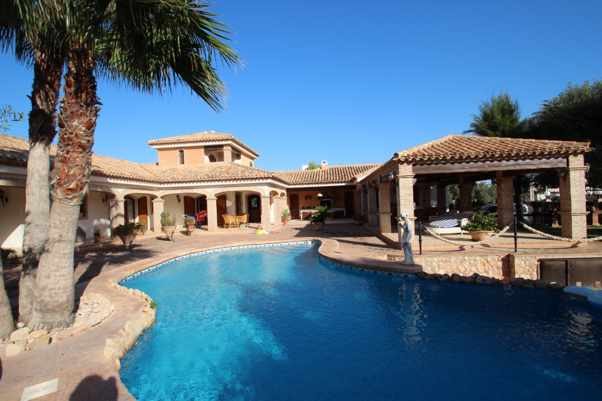 Sale - Villa - Orihuela costa - Cabo Roig