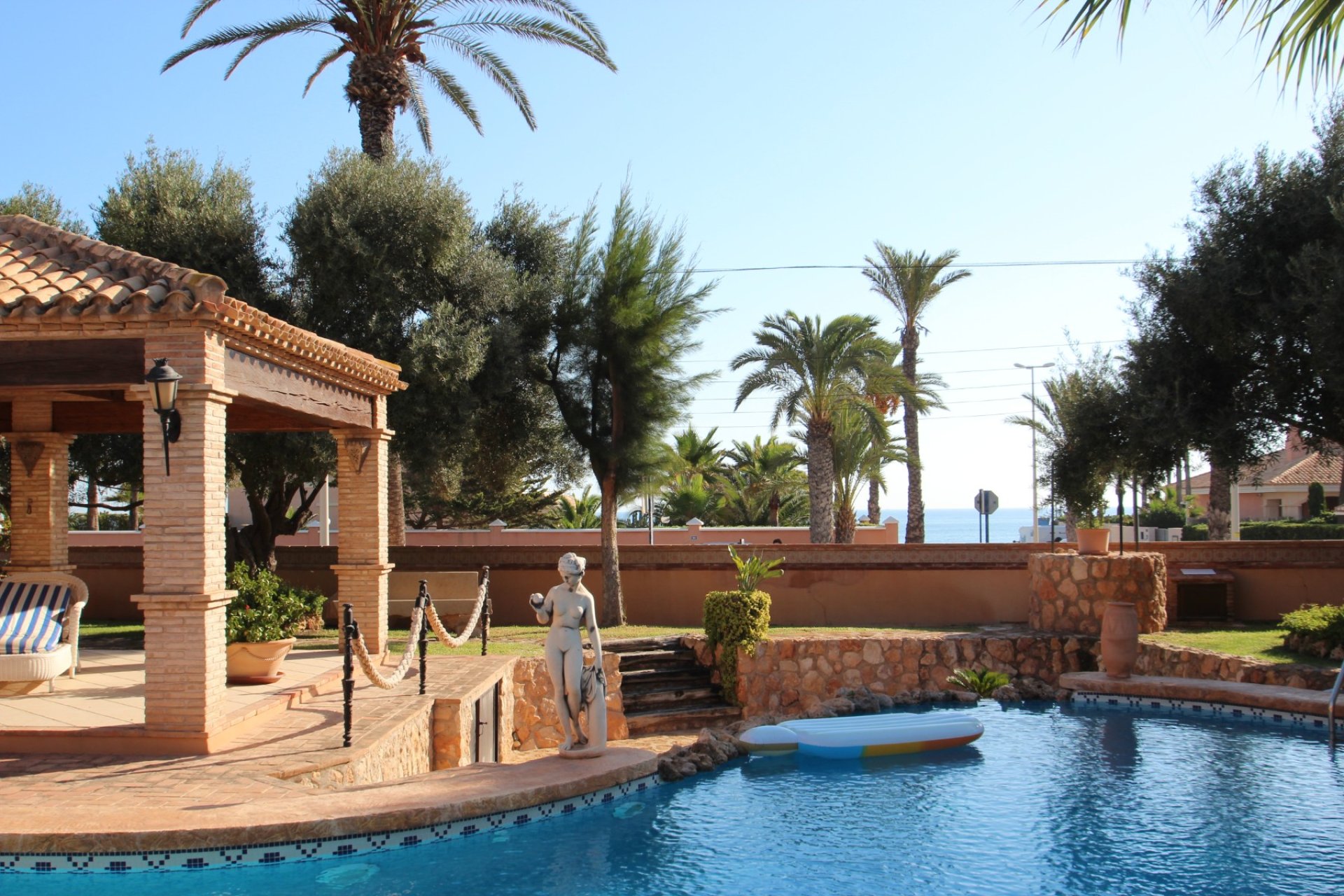 Sale - Villa - Orihuela costa - Cabo Roig