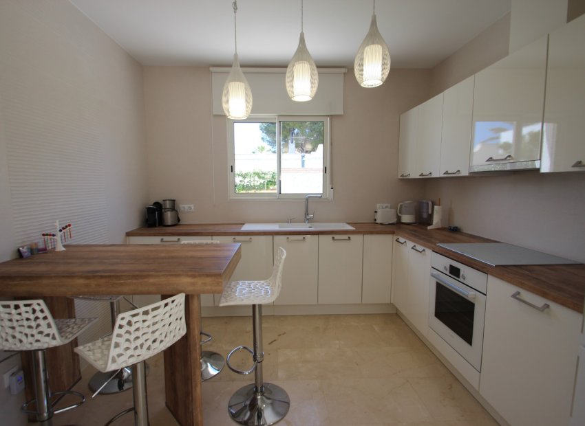 Sale - Villa - Orihuela costa - Cabo Roig