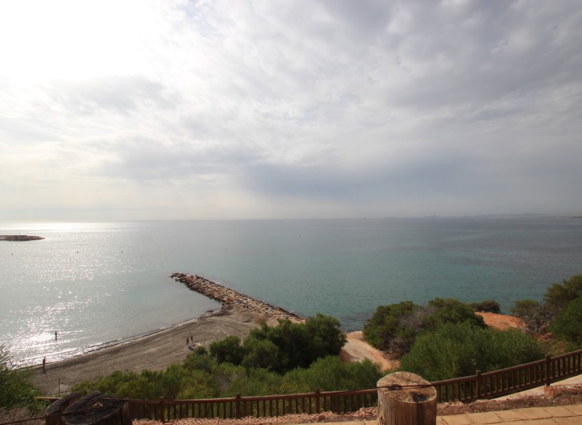 Sale - Villa - Orihuela costa - Cabo Roig