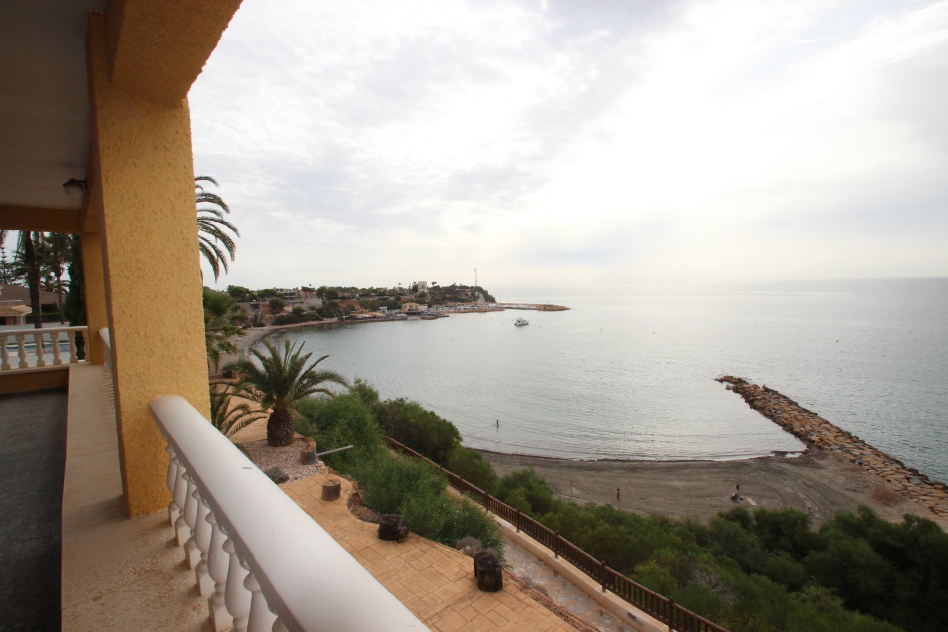 Sale - Villa - Orihuela costa - Cabo Roig