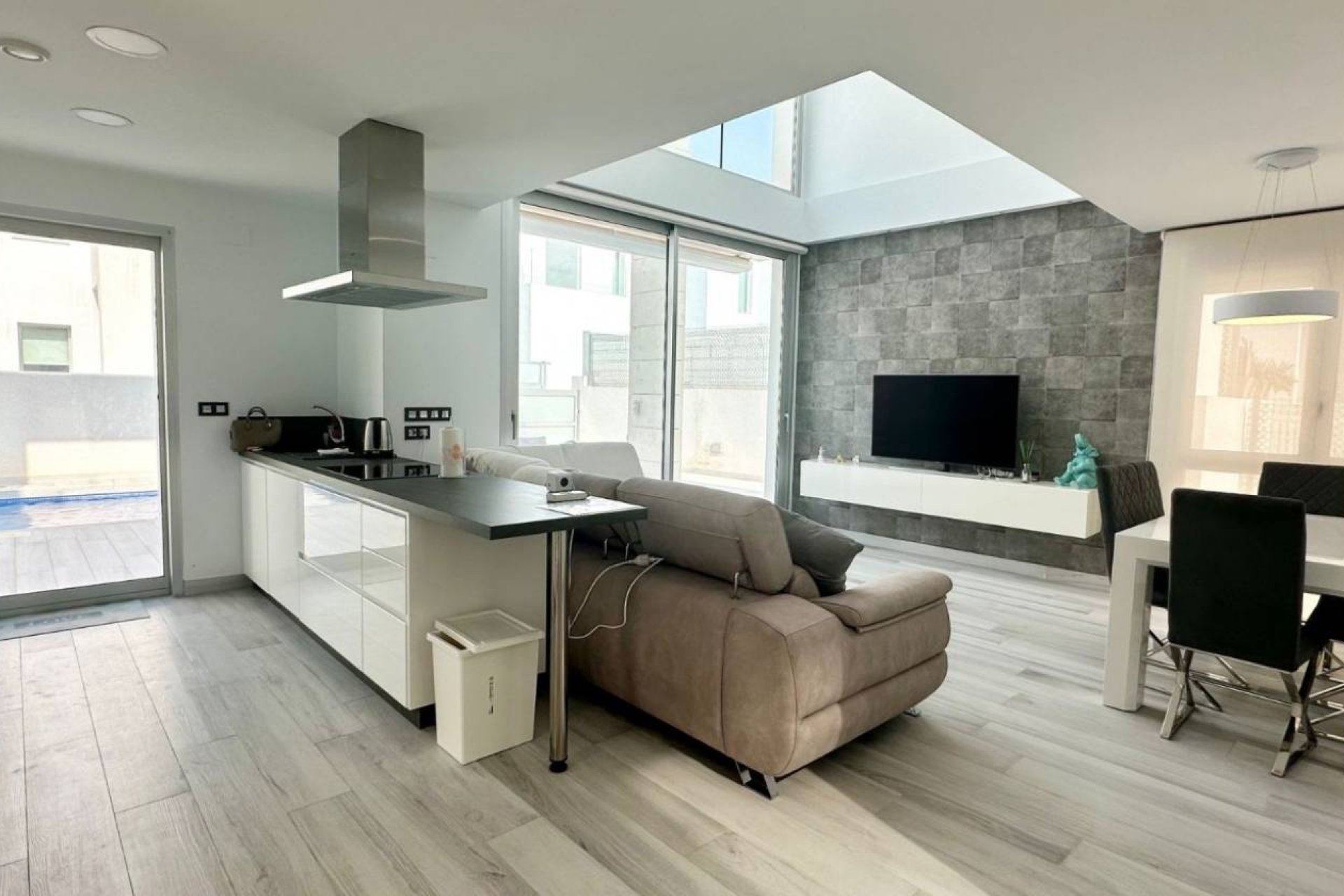 Sale - Villa - Orihuela costa - Cabo Roig