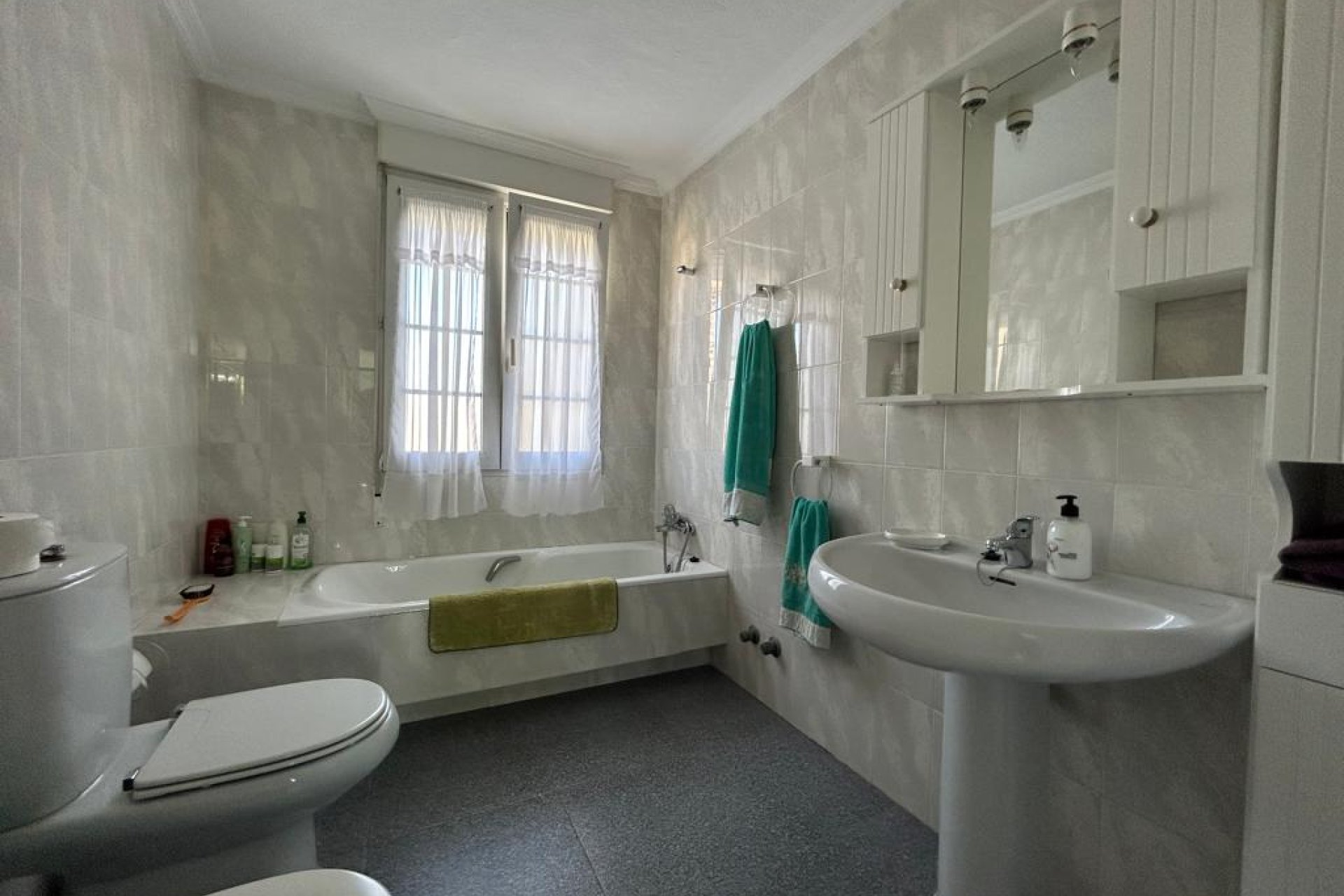 Sale - Villa - Orihuela costa - Cabo Roig