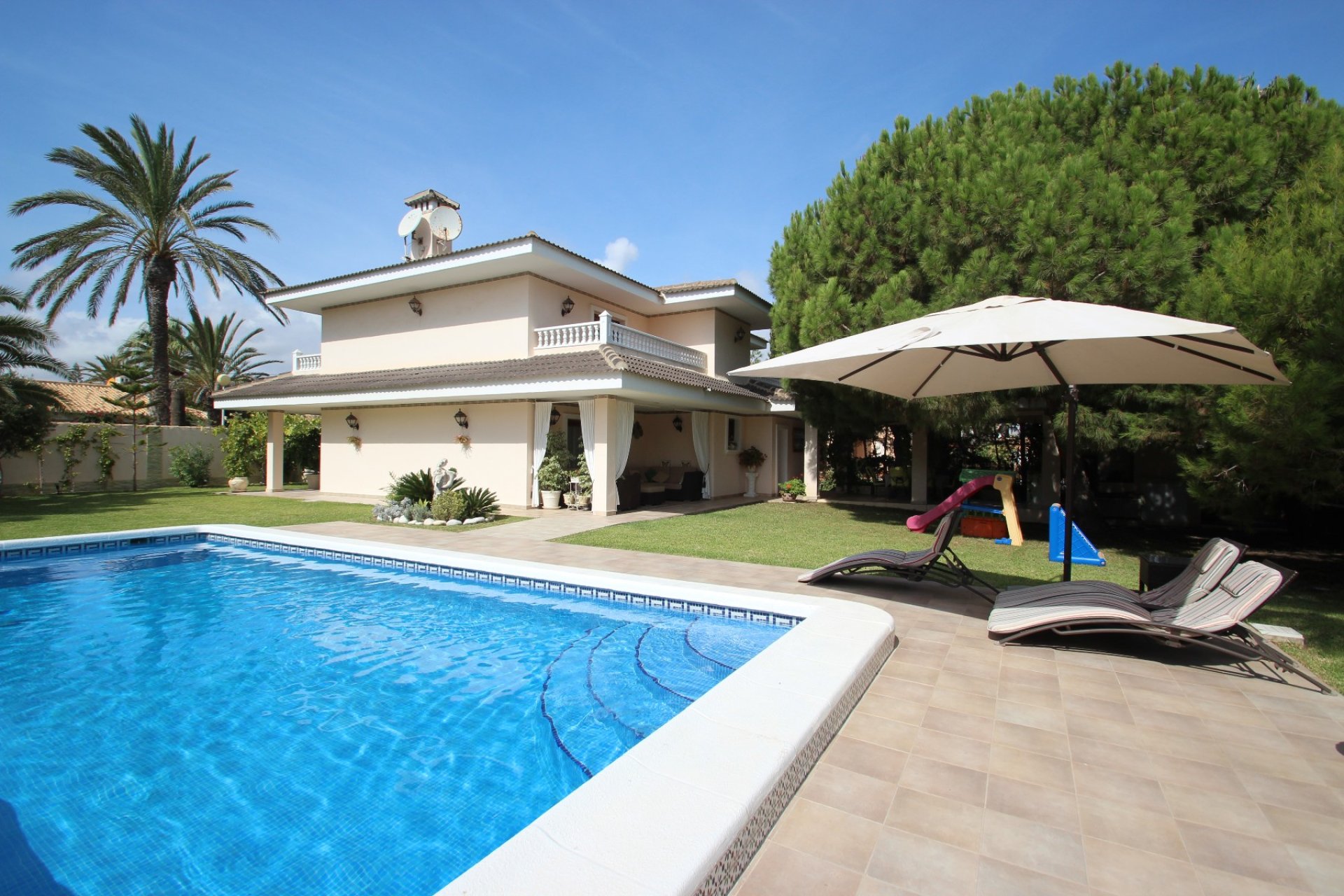 Sale - Villa - Orihuela costa - Cabo Roig