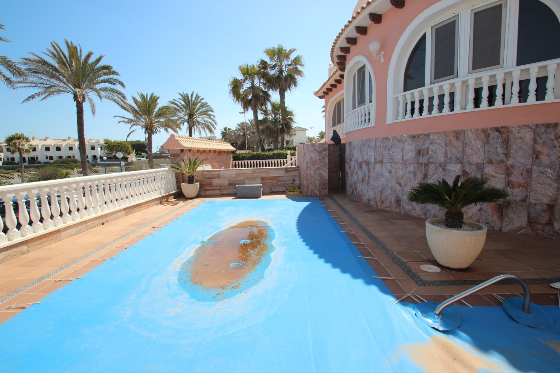 Sale - Villa - Orihuela costa - La Zenia