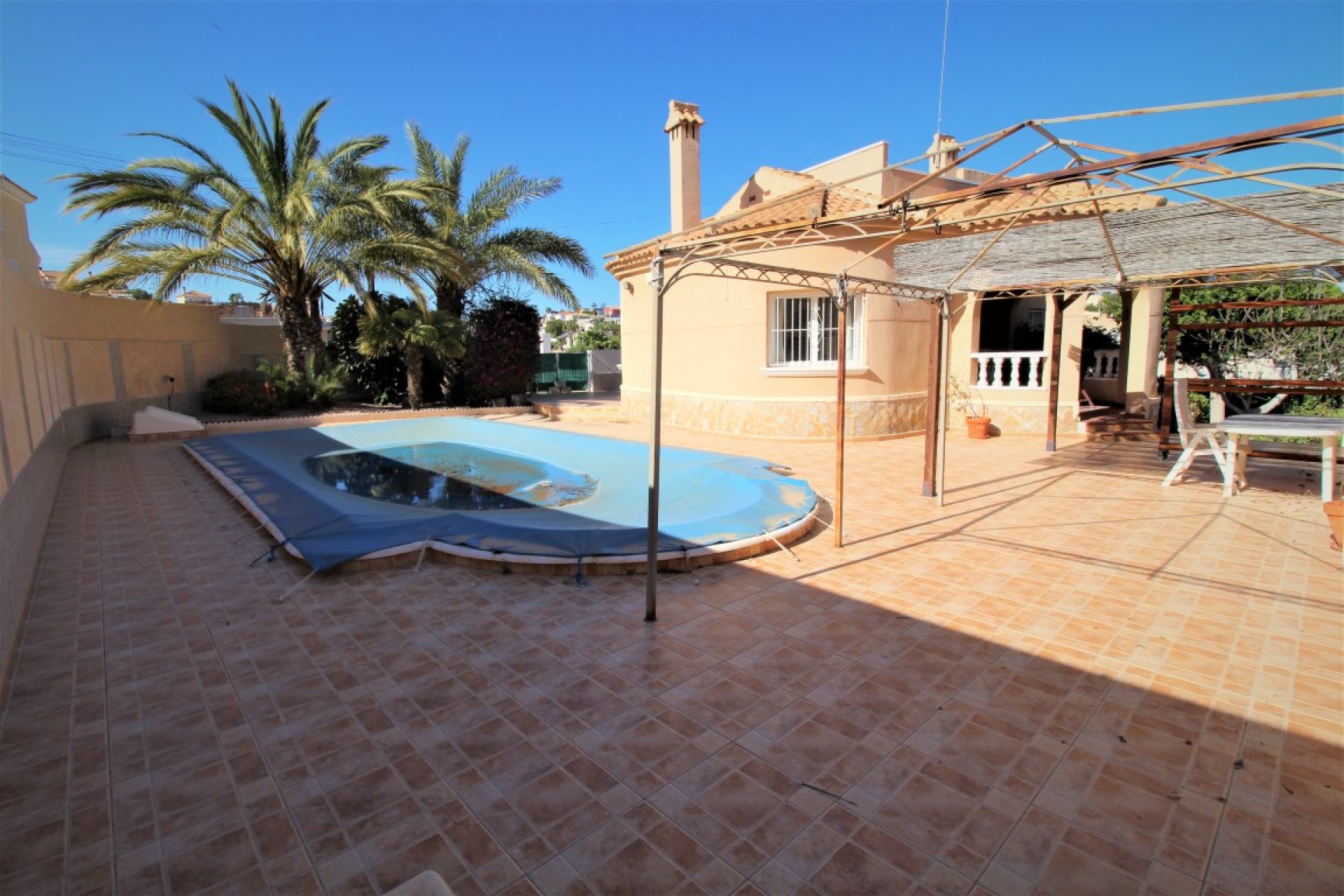 Sale - Villa - Orihuela costa - Villamartín Golf Resort