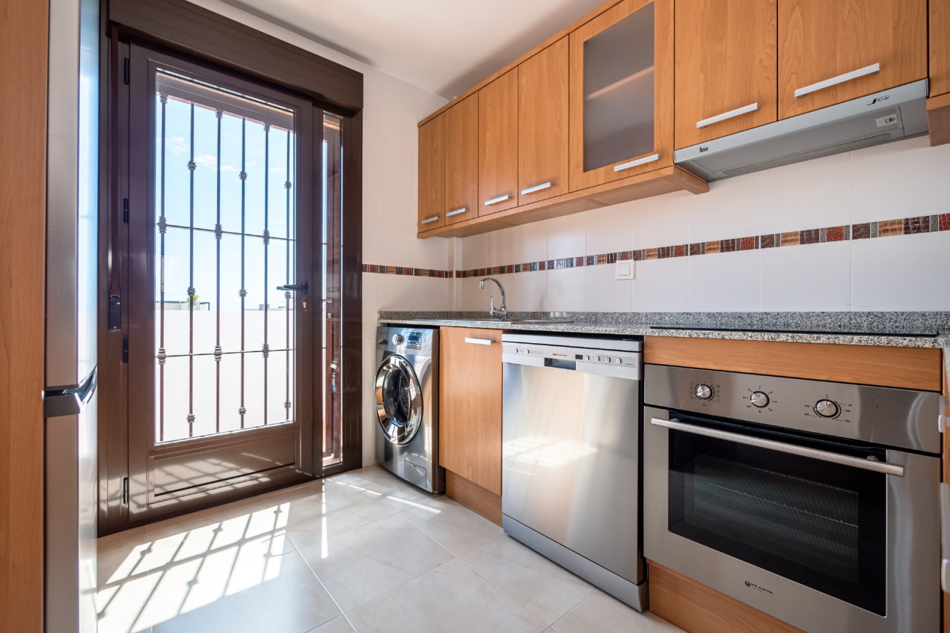 Sale - Villa - Orihuela costa - Villamartín Golf Resort