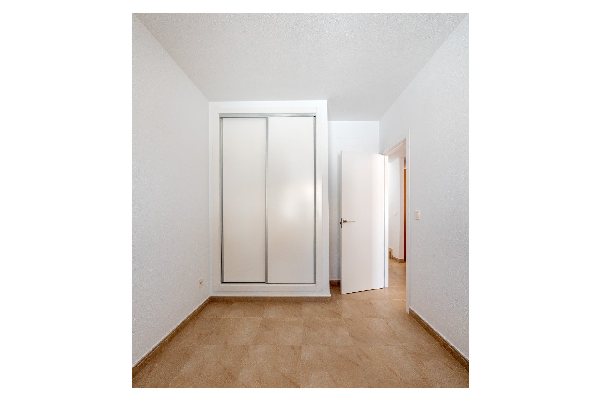 Sale - Villa - Orihuela costa - Villamartín Golf Resort