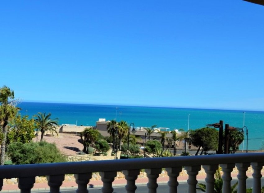 Sale - Villa - Torrevieja - La Mata
