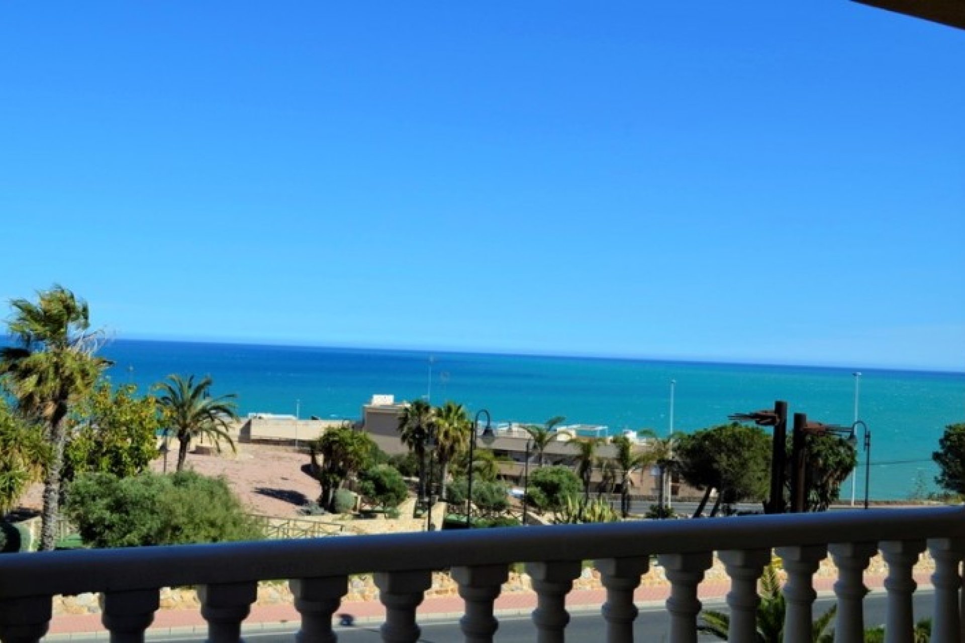 Sale - Villa - Torrevieja - La Mata