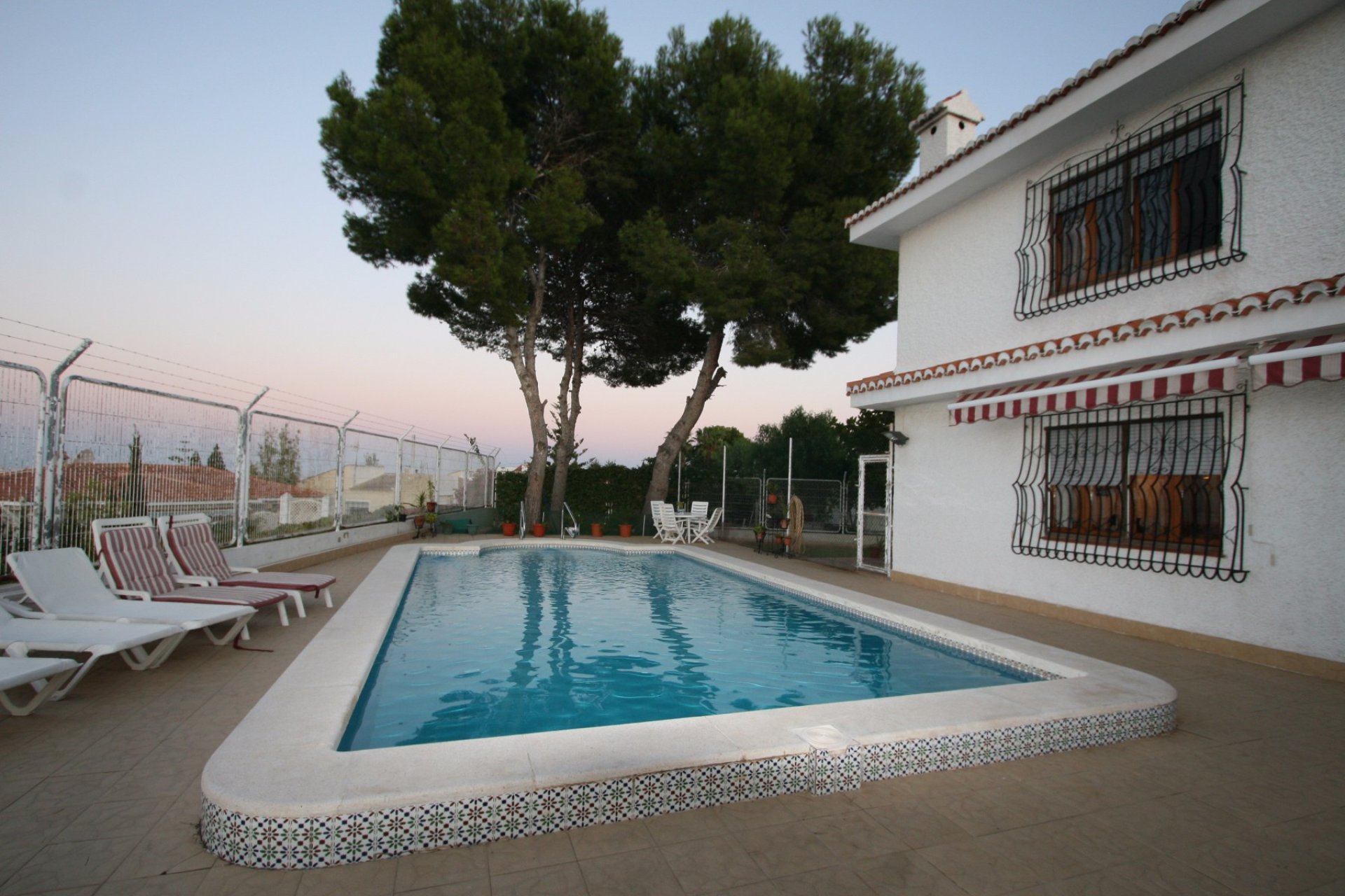 Sale - Villa - Torrevieja - Los Balcones