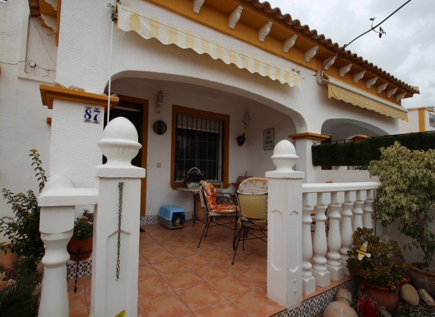 Sale - Villa - Torrevieja - Nueva Torrevieja/Aguas Nuevas
