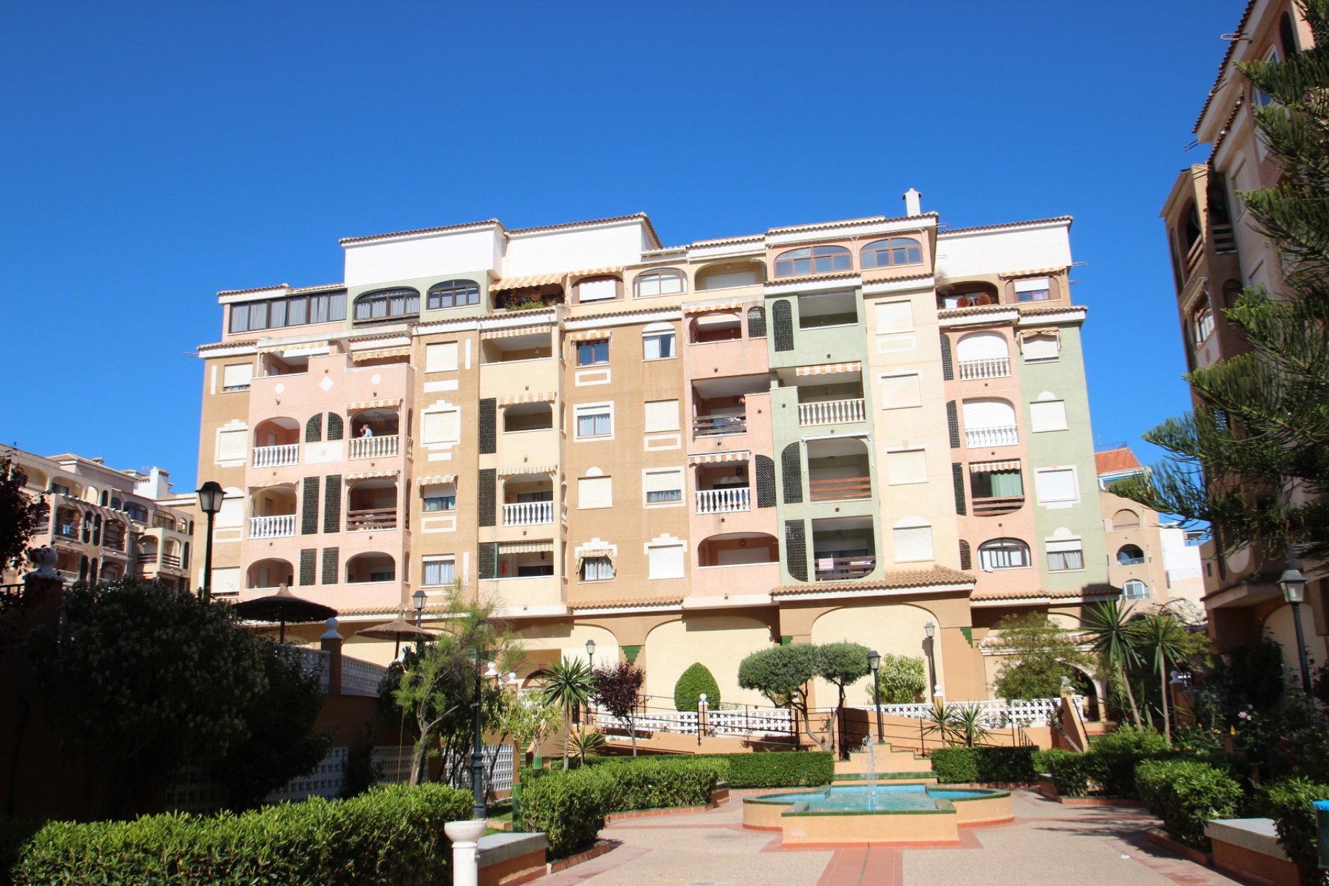 Venta - Apartamento/Piso - Torrevieja - Centro Ciudad