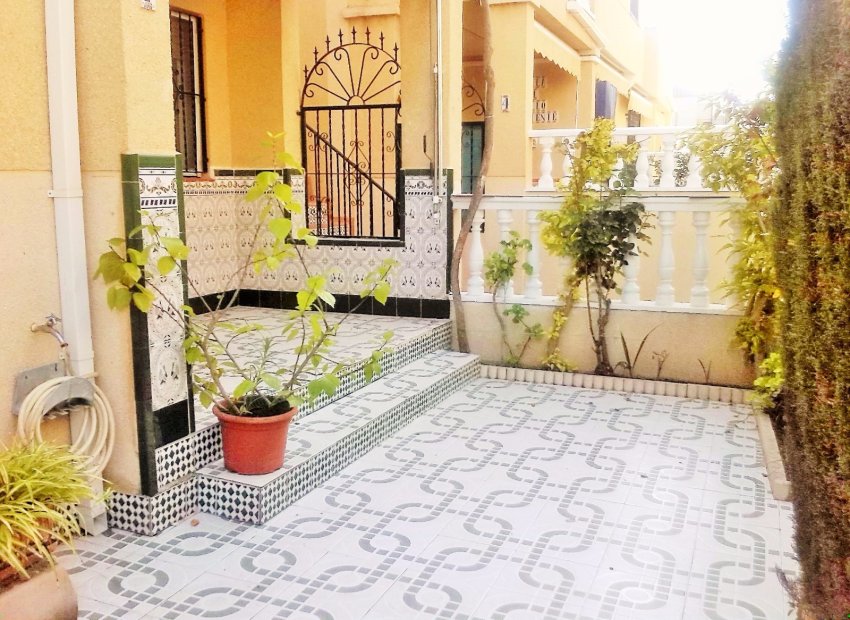 Venta - Bungalow - Torrevieja - Centro Ciudad