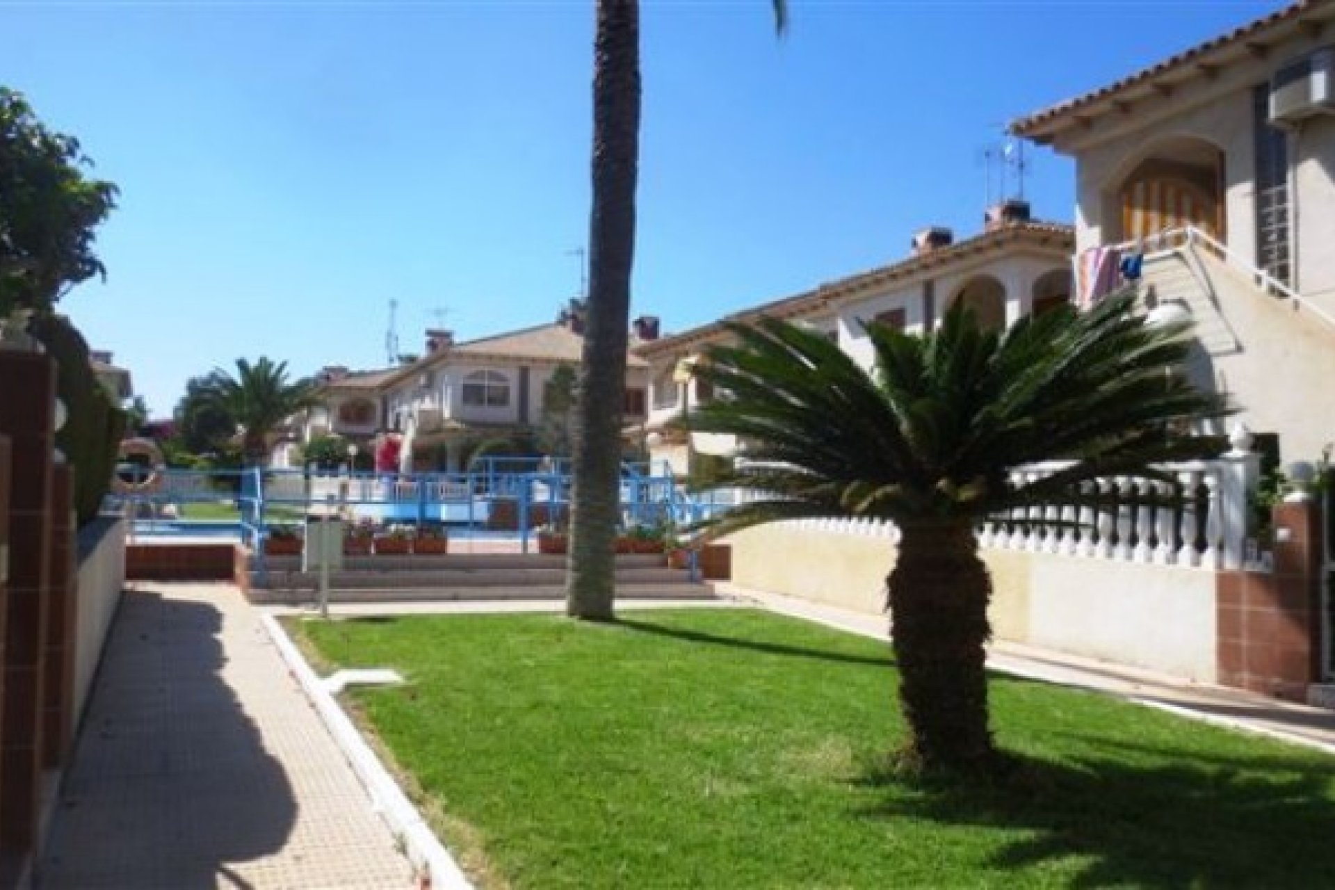 Venta - Bungalow - Torrevieja - Los Balcones 