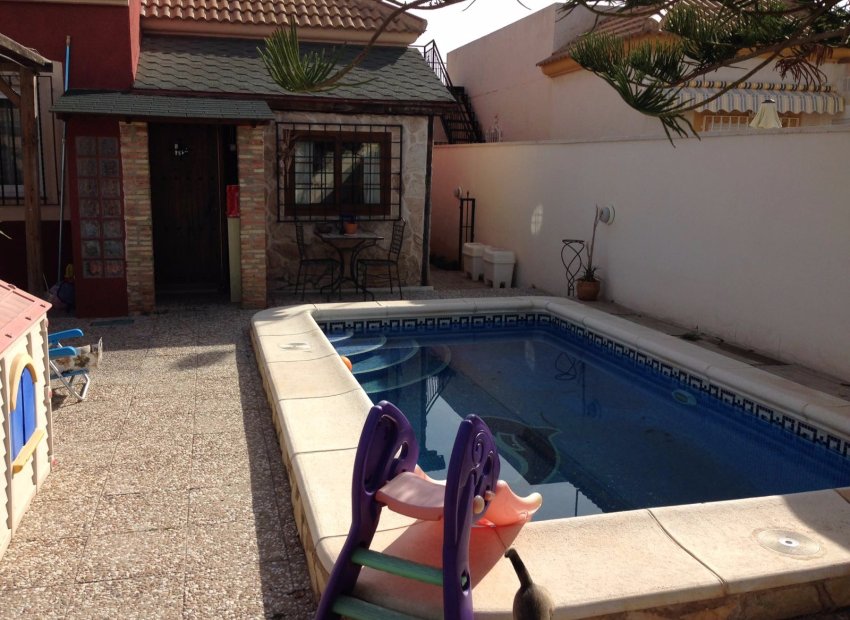Venta - Bungalow - Torrevieja - Nueva Torrevieja /Aguas Nuevas