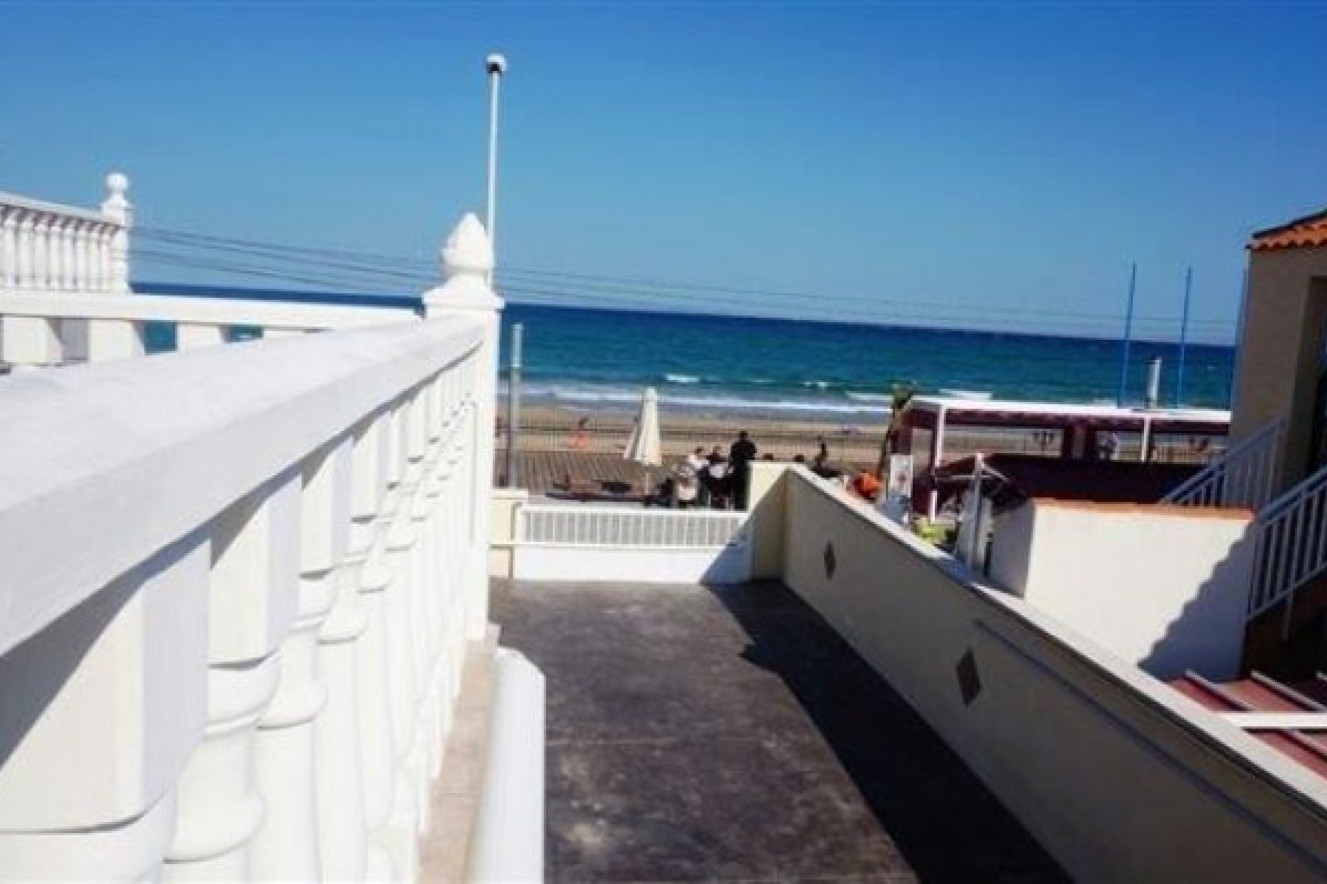 Вторичная недвижимость - Дом - Torrevieja - La Mata