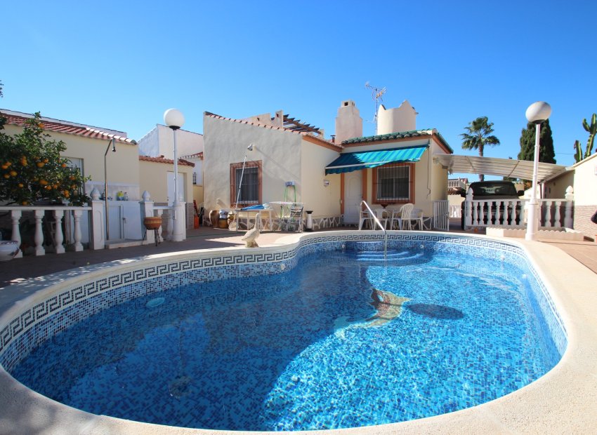 Вторичная недвижимость - Дом - Torrevieja - La Siesta - El Salado - Torreta