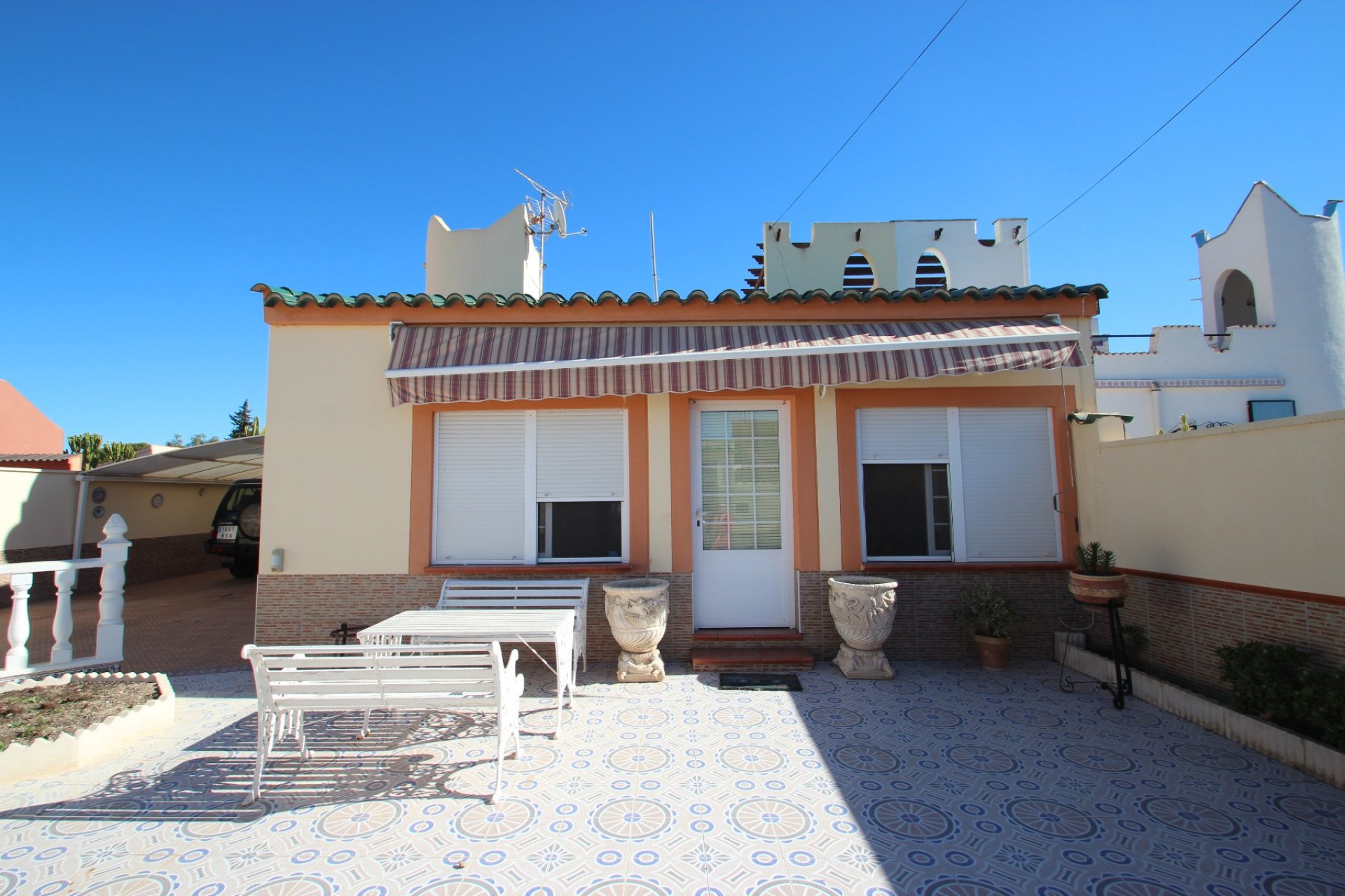 Вторичная недвижимость - Дом - Torrevieja - La Siesta - El Salado - Torreta