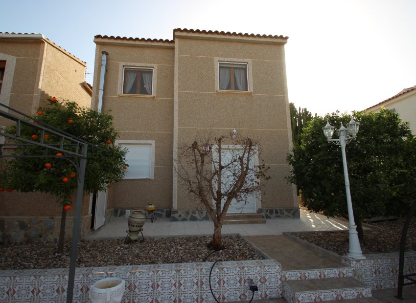 Вторичная недвижимость - Дом - Torrevieja - Los Balcones