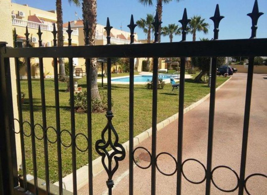 Вторичная недвижимость - дуплекс - Orihuela costa - Playa Flamenca