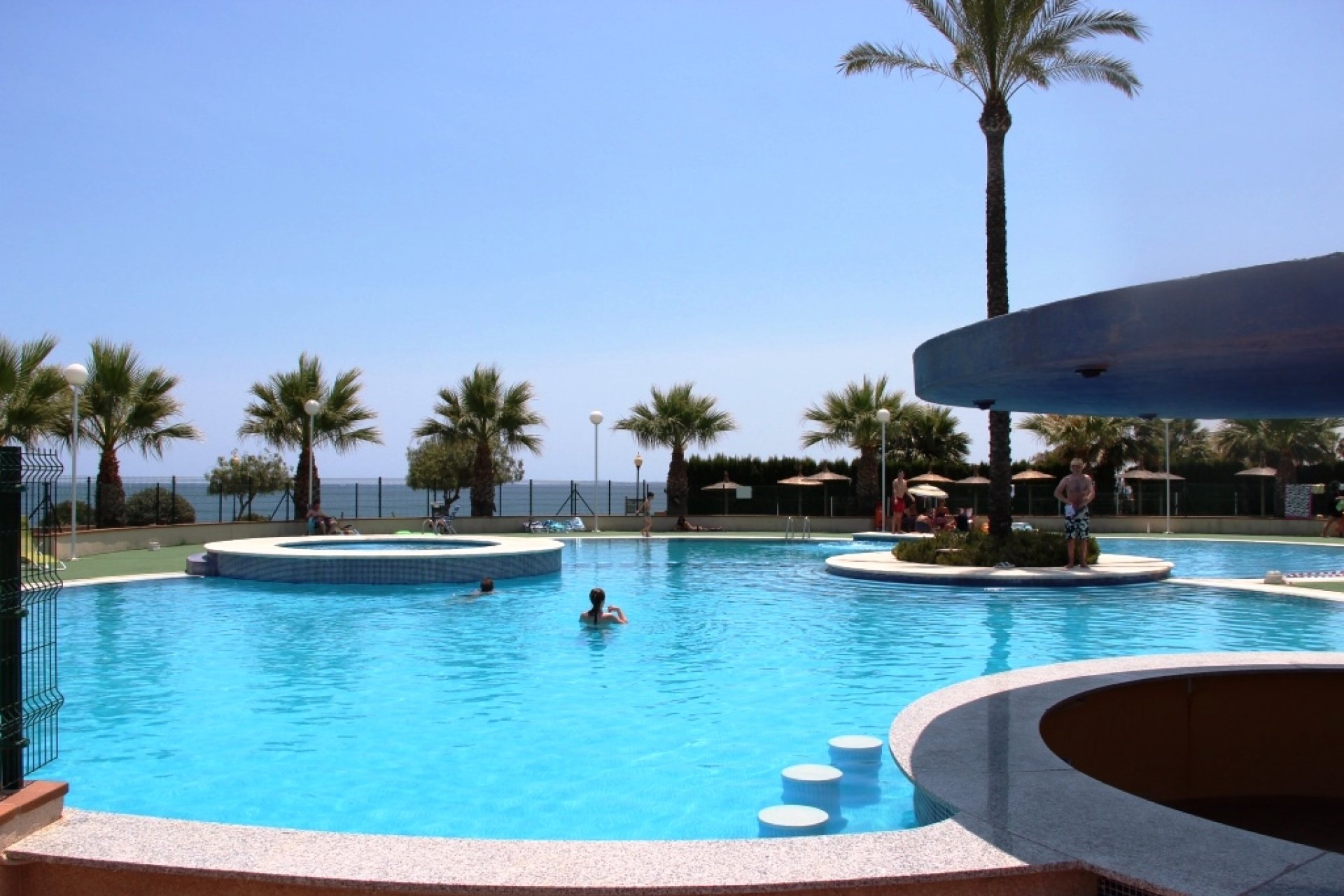 Вторичная недвижимость - Квартира на последнем этажe - Orihuela costa - Aguamarina