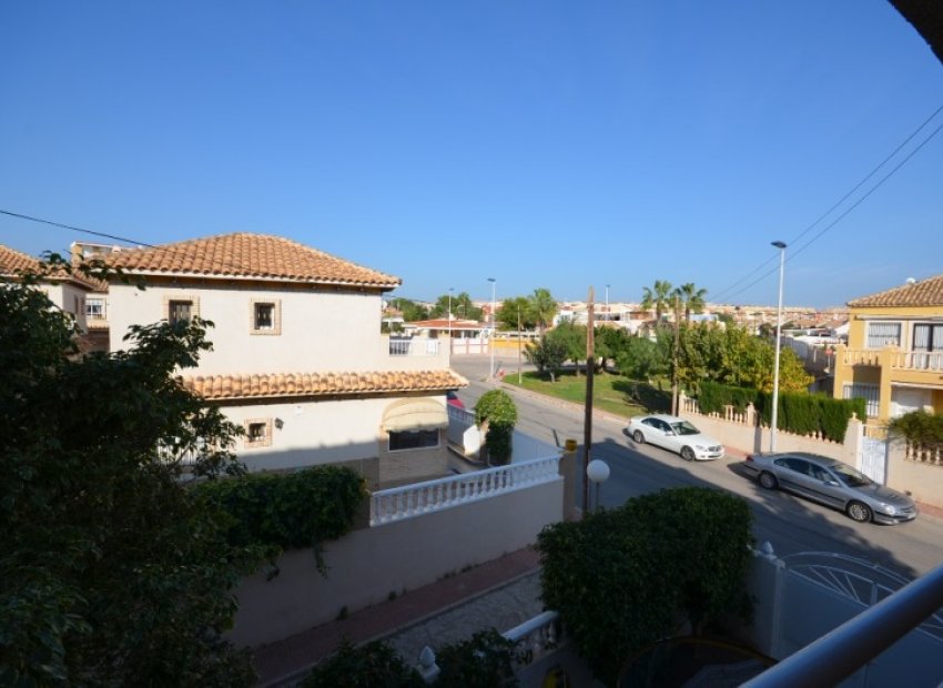 Вторичная недвижимость - квартира - Torrevieja - Cabo Cervera