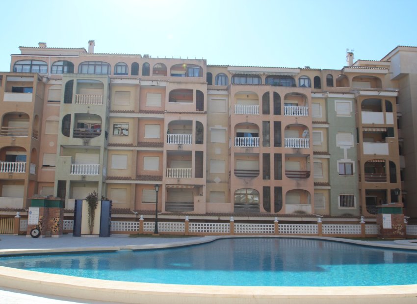 Вторичная недвижимость - квартира - Torrevieja - Centro Ciudad